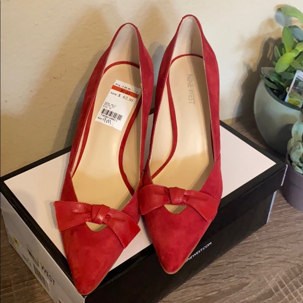 NWT Women’s Nine West Heels